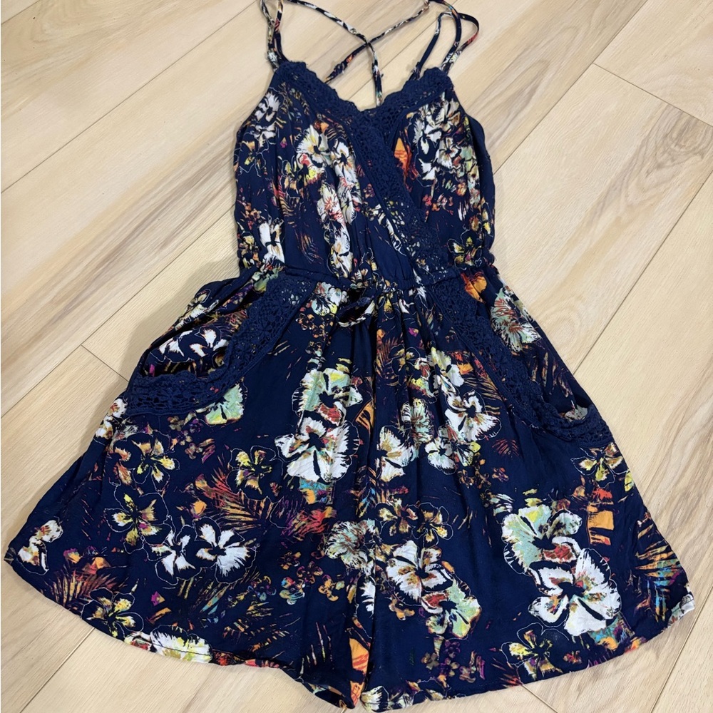 Xhilaration Navy XS Floral Romper